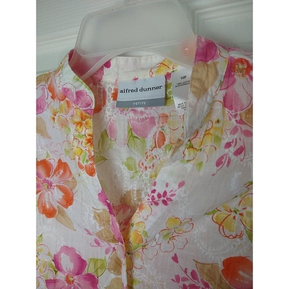 Alfred Dunner V Neck Floral Semi Sheer Slit Cuff Sleeve. 10P - Picture 3 of 9